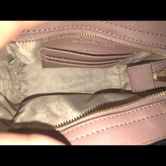 Mini Michael Kors Cross Body Bag - Picture 3 of 4